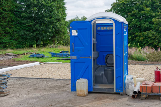 Types of Portable Toilets We Offer in Hendersonville, TN